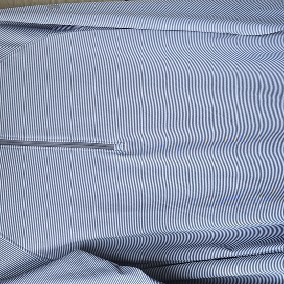 Under Armor Gray Stripe Heat Gear Loose Fit Pullover Medium M - Picture 2 of 6